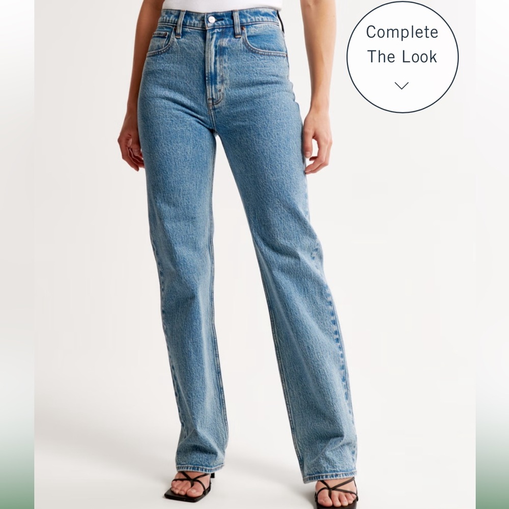 Women’s Curve Love 90’s high rise straight leg jean from Abercrombie